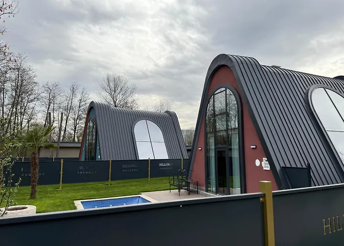 Hilloria Tatil Koeyue Rezort